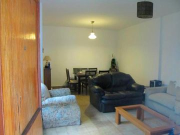 Casa 4 ambientes sobre lote propio