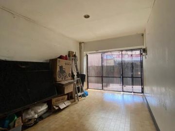 Rumah Strategis di Bukit Cinere Raya Semi Furnished Halaman Luas