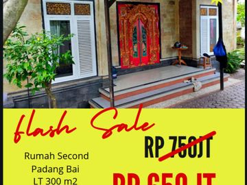 TURUN HARGA RUMAH DI DEKAT KAWASAN WISATA & PELABUHAN PADANG BAI BALI