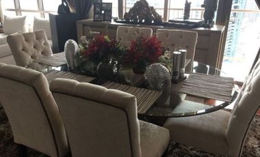 Condominium 3 Bedrooms: 3BR Condo For Sale in Joya Lofts and Tower Rockwell Makati City