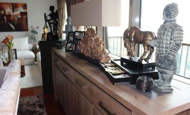 Condominium 3 Bedrooms: 3BR Condo For Sale in Joya Lofts and Tower Rockwell Makati City