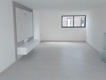 LOMAS NGELOPOLIS III CASA NUEVA