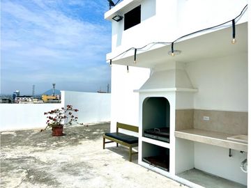 En venta departamento Edificio Status sector Yacht Club Manta