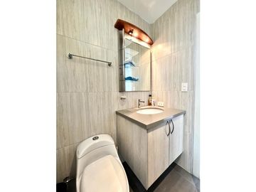 En venta departamento Edificio Status sector Yacht Club Manta