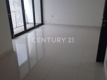 Rumah Bagus Di Jl Dewi Shinta BCS Jakarta Utara