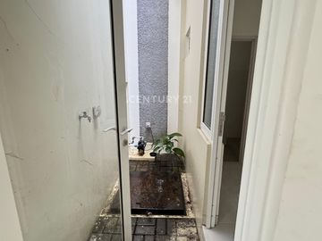 Rumah Di Cluster Eksklusif Summarecon Mutiara Aman Bebas Banjir