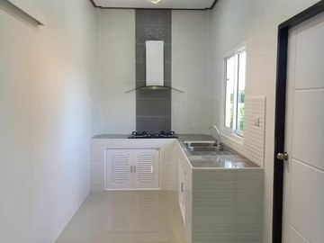 Rumah Tengah Kota Semarang Dekat RS William Booth