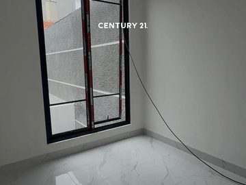 Rumah Cantik 2 Lantai Di Pondok Aren Rn 18379