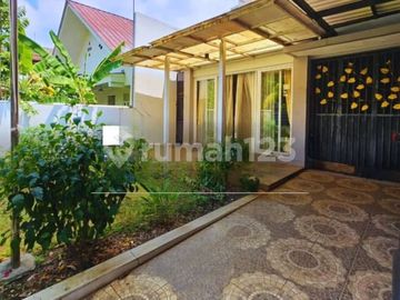 Rumah Layout Luas 2 Lantai Dalam Komplek Strategis di Lebak Bulus