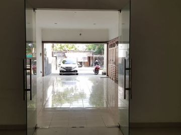 Dijual Kantor Tepi jalan Raya Jogja Kota