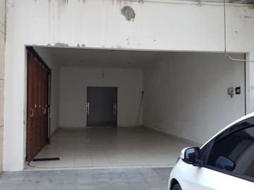 Dijual Kantor Tepi jalan Raya Jogja Kota