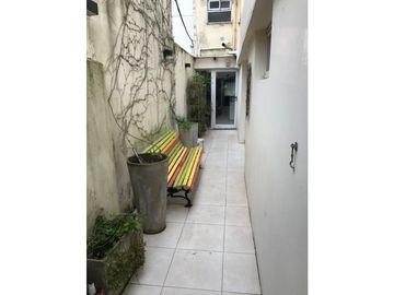 Departamento 5 ambientes. Quincho propio. Zona Playa Grande.