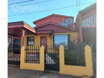 Amplia casa en Fundo el Carmen