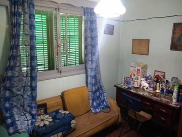 CASA AMERICANA DE 4 AMBIENTES EN MORÓN