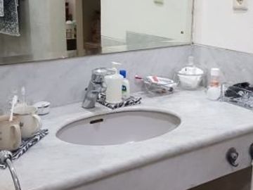 Rumah di Cinere, 1Lt, Semi Furnished, Nyaman di Puri Cinere