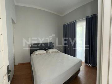 Rumah Terawat Di Villa Puncak Tidar, Ada Kolam Renang. Selangkah Ke Elpico Mall