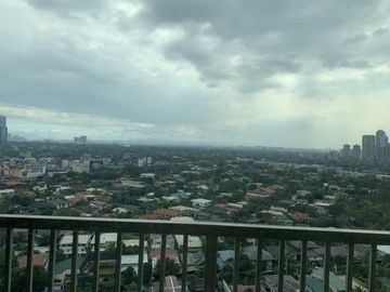 Rush Condominium for Sale 3 Bedrooms: 3BR Flat Condo for Sale in One Rockwell East Tower Rockwell Makati