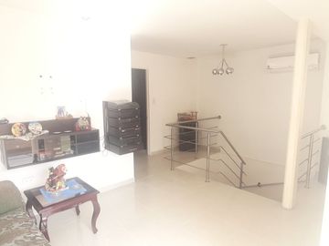 casa en venta en santa bárbara. Cod V4773