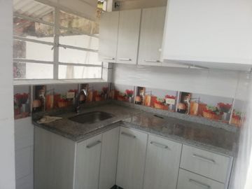 APARTAESTUDIO EN ARRIENDO EN CHINCHINA