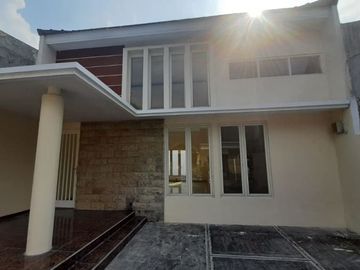 BARU GRESS WIYUNG SBY BARAT 1 Lantai Wisma Lidah Kulon