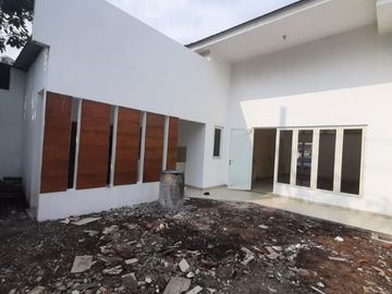 BARU GRESS WIYUNG SBY BARAT 1 Lantai Wisma Lidah Kulon