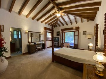 VENTA DE RESIDENCIA DE UN NIVEL
