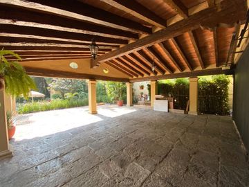 VENTA DE RESIDENCIA DE UN NIVEL