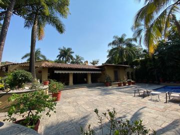 VENTA DE RESIDENCIA DE UN NIVEL