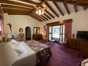 VENTA DE RESIDENCIA DE UN NIVEL