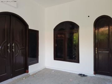 Rumah Siap Huni Dua Lantai Rewwin Waru Sidoarjo Hadap Selatan