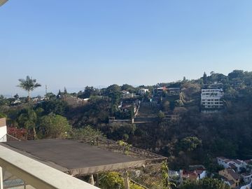 Por el colegio Marymount