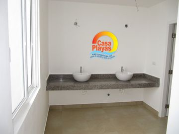 Casa Playa frente al mar de Venta, Via a Data km 18, ciudadela privada
