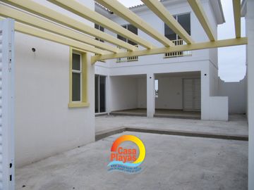 Casa Playa frente al mar de Venta, Via a Data km 18, ciudadela privada