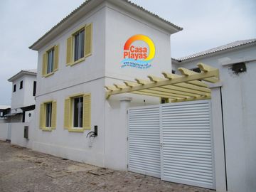 Casa Playa frente al mar de Venta, Via a Data km 18, ciudadela privada