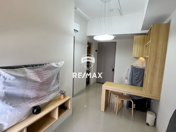 #0129 DIJUAL / DISEWA APT. VASANTA INNOPARK TIPE 1BR TOWER BOTAN LT. 30 DEKAT AREA PERKANTORAN & INDUSTRI