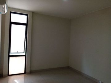 Disewakan Rumah Unfurnished 2lt Summer Bliss Lippo Cikarang Selatan