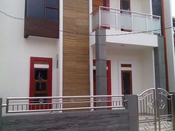 Rumah hook siap huni bangunan baru 2 lantai dekat rsud ujungberung kota bandung | MARTININGSIH