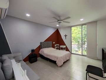 casa en venta en via bocono. Cod V28552