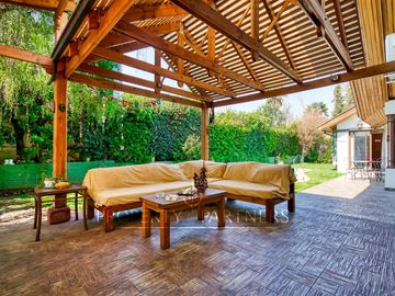 Linda casa en venta, La Reina.