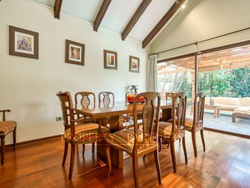 Linda casa en venta, La Reina.