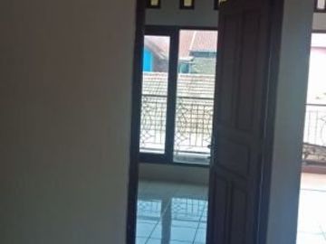 Disewakan Ruko dekat Undip dan Kedungmundu.RAMAI STRATEGIS