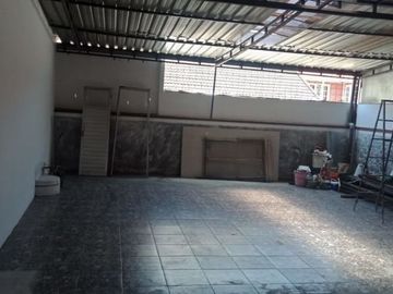 Disewakan Ruko dekat Undip dan Kedungmundu.RAMAI STRATEGIS