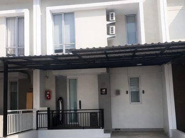 TERMURAH!! Rumah 2 Lantai Semi Furnish Boston Village Aniva Gading Serpong Dekat BSD dan Tol