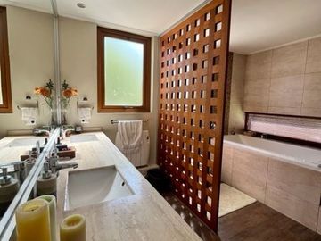 Casa en Venta en Las Brisas de Chicureo