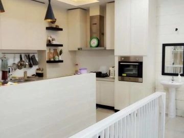 Rumah Villa @Dago Dekat Kawasan Dago, Cigadung, Tubagus Ismail, Dipatiukur dan Cimbuleuit