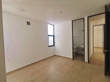 Casa en venta de una planta con amenidades en Cholul, Mérida