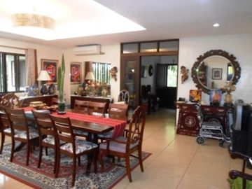 House for rent in Cebu City,Ma. Luisa Estate Park 4-br with s. pool