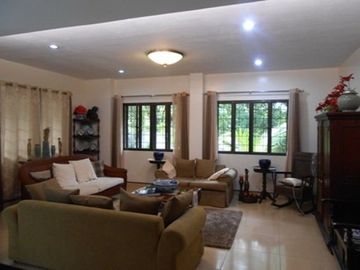 House for rent in Cebu City,Ma. Luisa Estate Park 4-br with s. pool