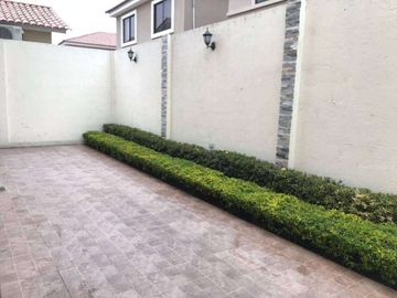 Venta de Casa CIUDAD CELESTE, Samborondón, Guayaquil