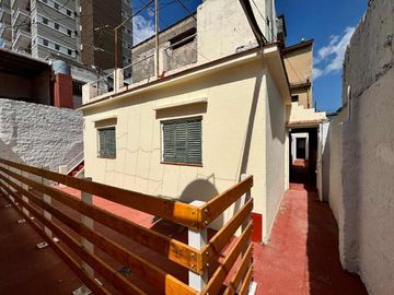 Departamento Tipo Casa en venta en Wilde Centro